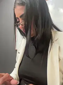 Ariana Rodriguez online show from 03.19.25