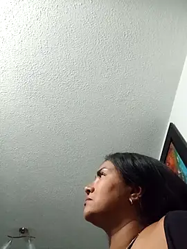 Ariana Rodriguez online show from 09.25.25