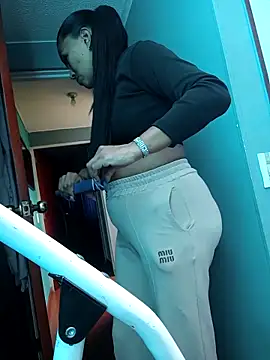 Ariana Rodriguez online show from 12.15.25