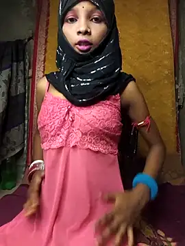 Snapshot of Cutesoma01 chatting on 09.27.25 Cutesoma01 online show from 09.27.25