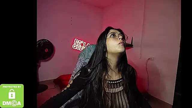 Snapshot of incubus2sucubus chatting on 11.24.25 incubus2sucubus online show from 11.24.25