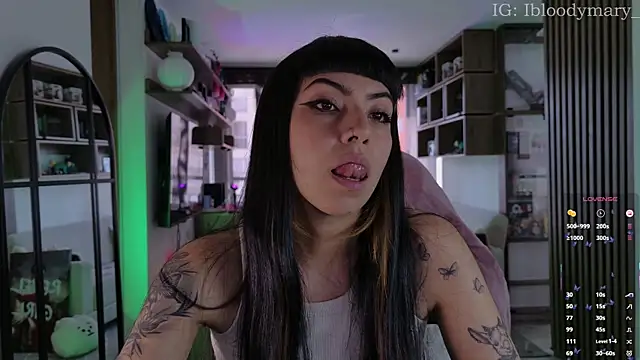 Snapshot of Saraa_Desiree chatting on 06.01.26 Saraa Desiree online show from 06.01.26