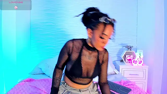 SarahLynn7 online show from 03.09.25