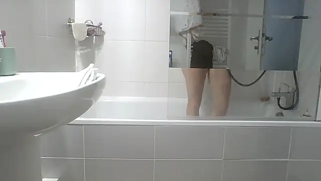 Snapshot of Valentinette chatting on 03.16.26 Valentinette online show from 03.16.26