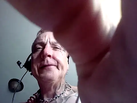 BADCOMPANY123 online show from 09.10.25