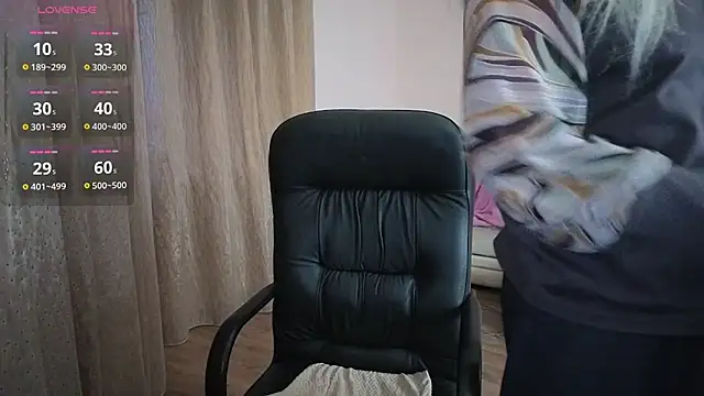 Wane Witch online show from 11.07.25