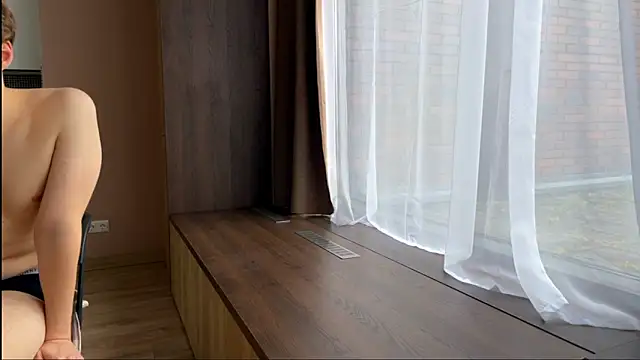 Aurora 5 online show from 10.28.25