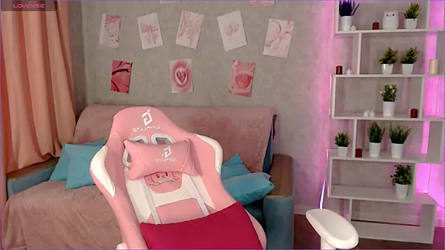 Cassie Scott online show from 03.16.25