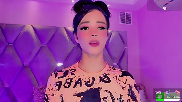 Nina Keyli online show from 11.19.25