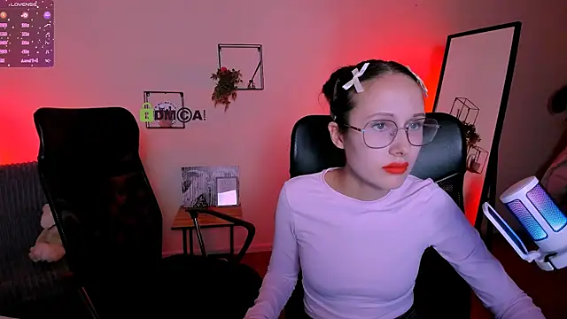 mona cloud online show from 09.30.25