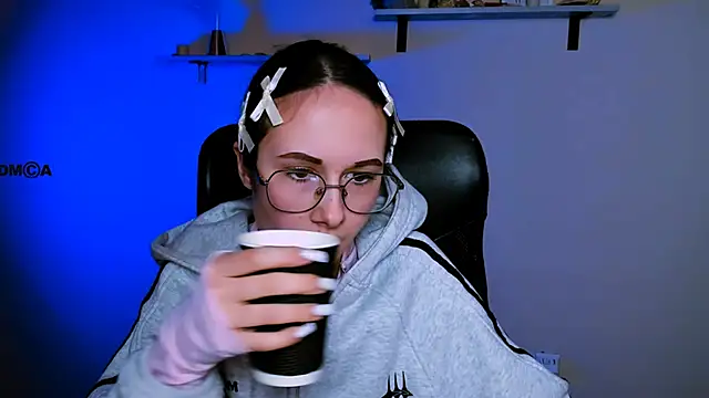 mona cloud online show from 01.31.26