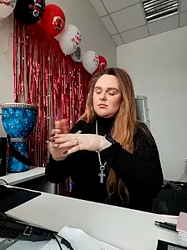 Juicy PeachLux online show from 03.04.26