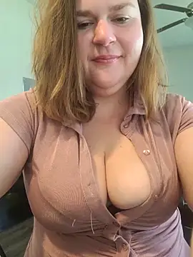 Bigmouthbitch online show from 09.13.25