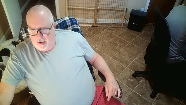 superbearboss online show from 10.14.25