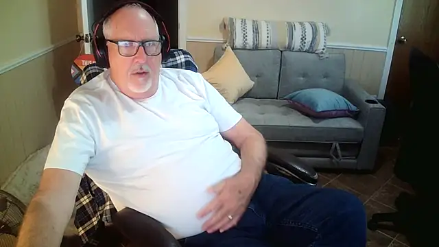 superbearboss online show from 03.31.26