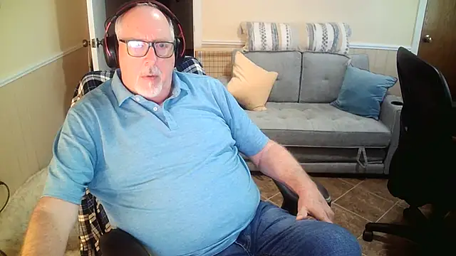 superbearboss online show from 04.14.26