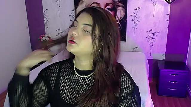 Scarlett  Johanson online show from 03.08.25