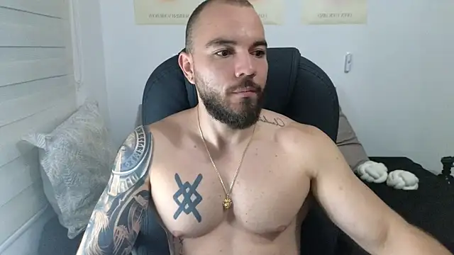 Isaac Carter online show from 10.20.25