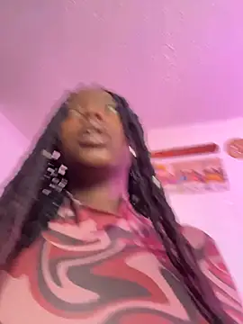 Snapshot of Kennya__ chatting on 12.14.25 Kennya online show from 12.14.25