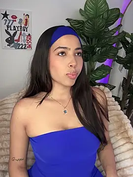  Emily Thompson  online show from 10.02.25