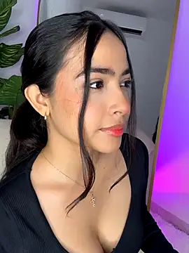  Emily Thompson  online show from 10.16.25