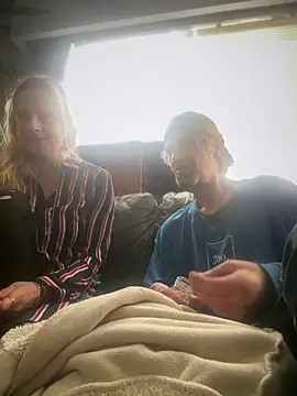 6poundtown9 online show from 05.10.26