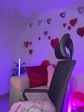 Snapshot of Hi_Soyfer chatting on 02.10.26 Hi Soyfer online show from 02.10.26