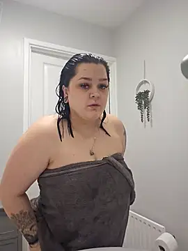 Saucy-Serenity online show from 02.14.26