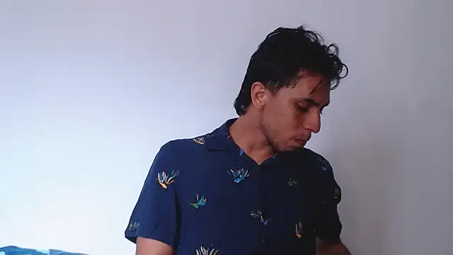 Snapshot of Monkey_uchiha777 chatting on 11.15.25 Monkey uchiha777 online show from 11.15.25