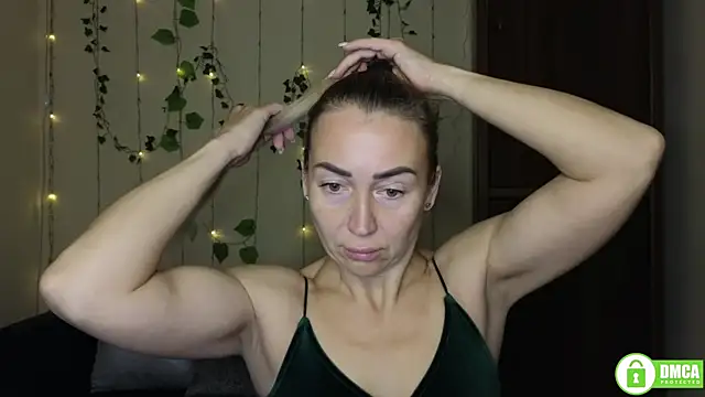 Snapshot of Kiss_julli88I chatting on 10.27.25 Kiss julli88I online show from 10.27.25