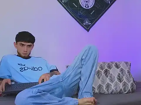 samevansx  online show from 09.30.25