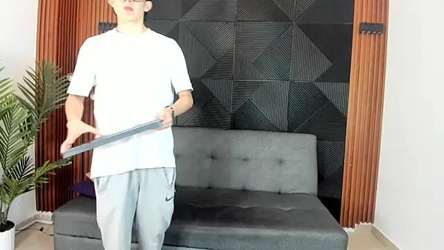 troy rouge online show from 03.14.25