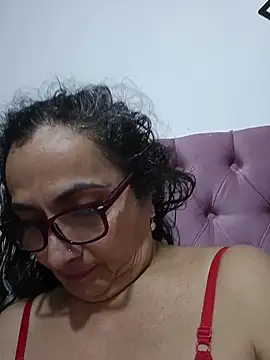 AlessandraLeroy online show from 02.24.26