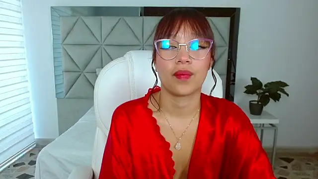 Snapshot of sharon_rosse__ chatting on 03.11.25 sharon rosse online show from 03.11.25