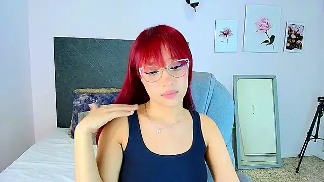 Snapshot of sharon_rosse__ chatting on 09.20.25 sharon rosse online show from 09.20.25