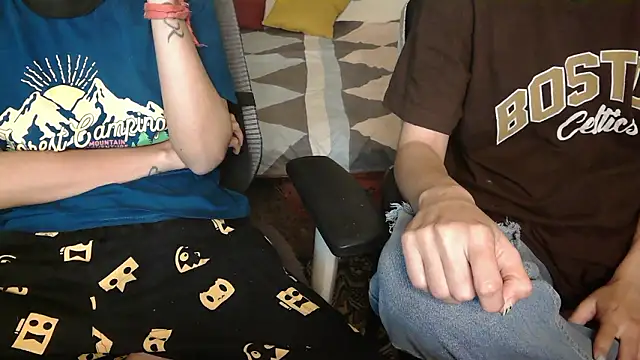 Snapshot of NaughtyThrouple007 chatting on 02.09.26 NaughtyThrouple007 online show from 02.09.26