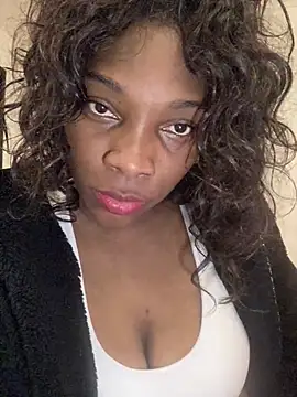 Nahomy gree online show from 03.13.25