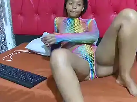 BondiBitch online show from 03.10.25