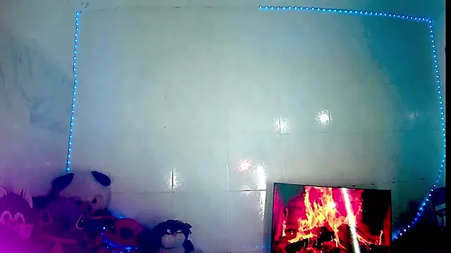 KimberlyXtreme online show from 12.20.25