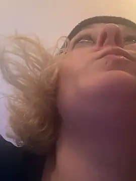 KITTYBOOBOOFUXX online show from 04.16.26