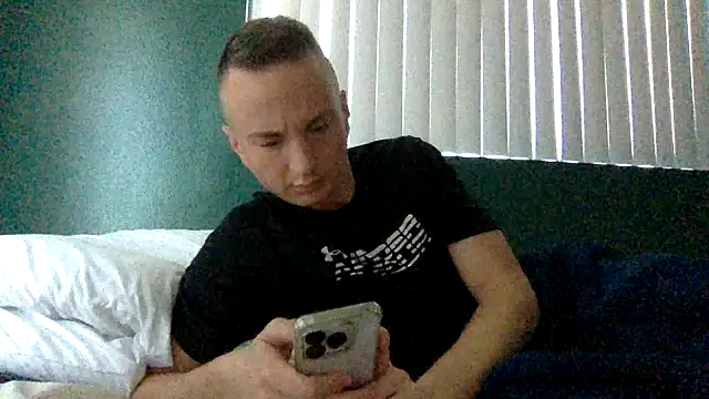 Snapshot of TheDaddy005 chatting on 03.08.25 TheDaddy005 online show from 03.08.25