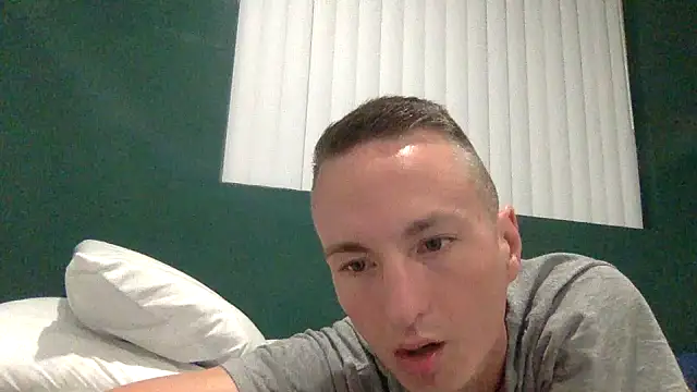 Snapshot of TheDaddy005 chatting on 03.12.25 TheDaddy005 online show from 03.12.25