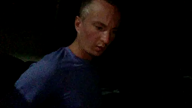 Snapshot of TheDaddy005 chatting on 03.20.25 TheDaddy005 online show from 03.20.25