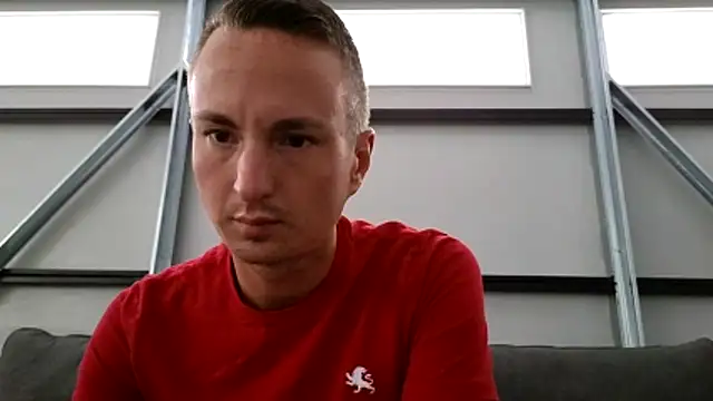 Snapshot of TheDaddy005 chatting on 10.18.25 TheDaddy005 online show from 10.18.25