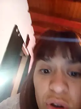 Snapshot of Putitaa34 chatting on 11.15.25 Putitaa34 online show from 11.15.25