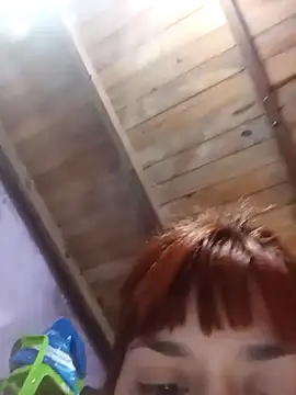 Snapshot of Putitaa34 chatting on 11.26.25 Putitaa34 online show from 11.26.25