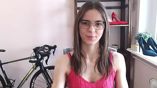 love megi online show from 02.15.26