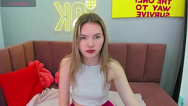 EvelineAmore online show from 09.23.25