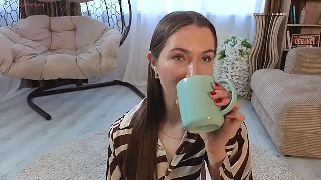 Kira mindnes online show from 11.06.25