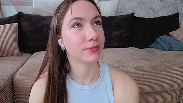 Kira mindnes online show from 04.24.26